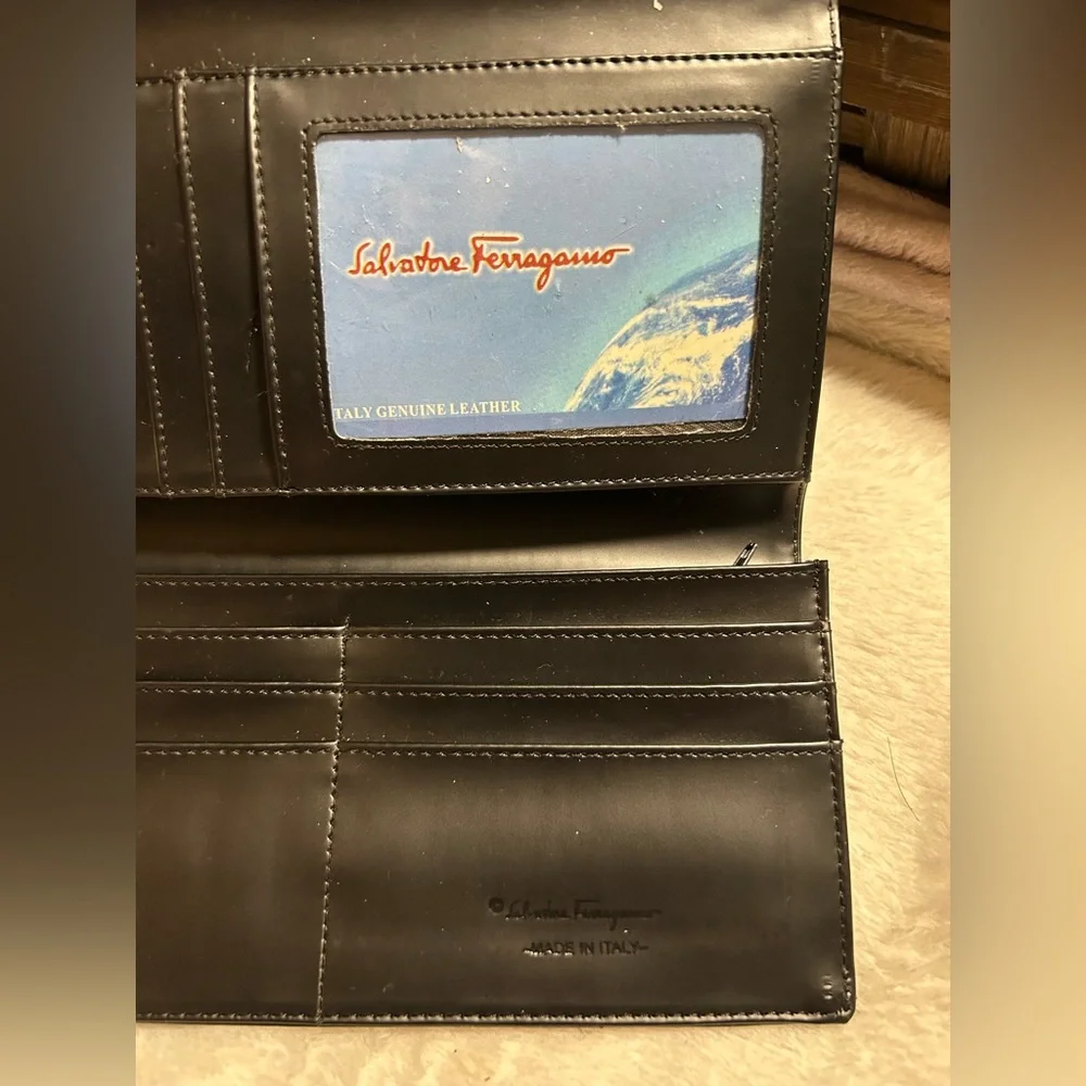 Salvatore Ferragamo Black Smooth Leather Men's Long Wallet with Silver Logo